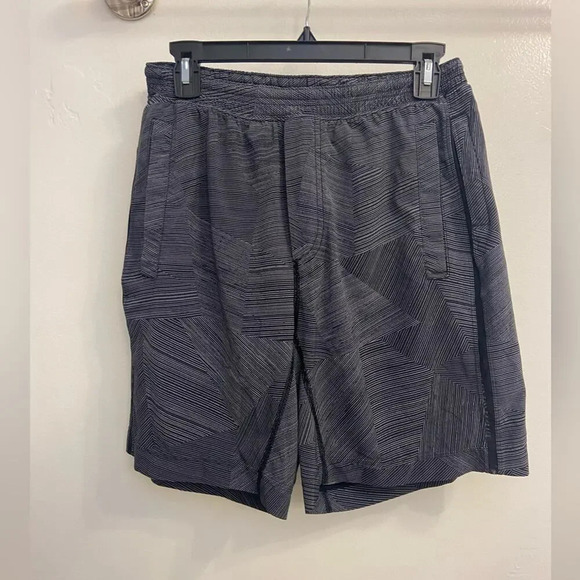Lululemon Pace Breaker Short Etch Blue Size Medium - Picture 2 of 4